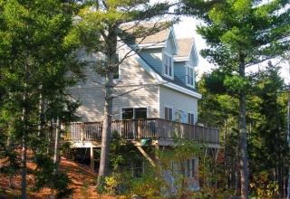 Cliffside vacation home in Bar Harbor, Maine