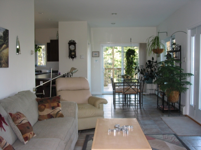 Cliffside-living-room